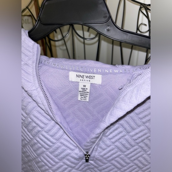 Nine West active purple pullover w/hood..size 1X..(NWT) - Picture 2 of 11